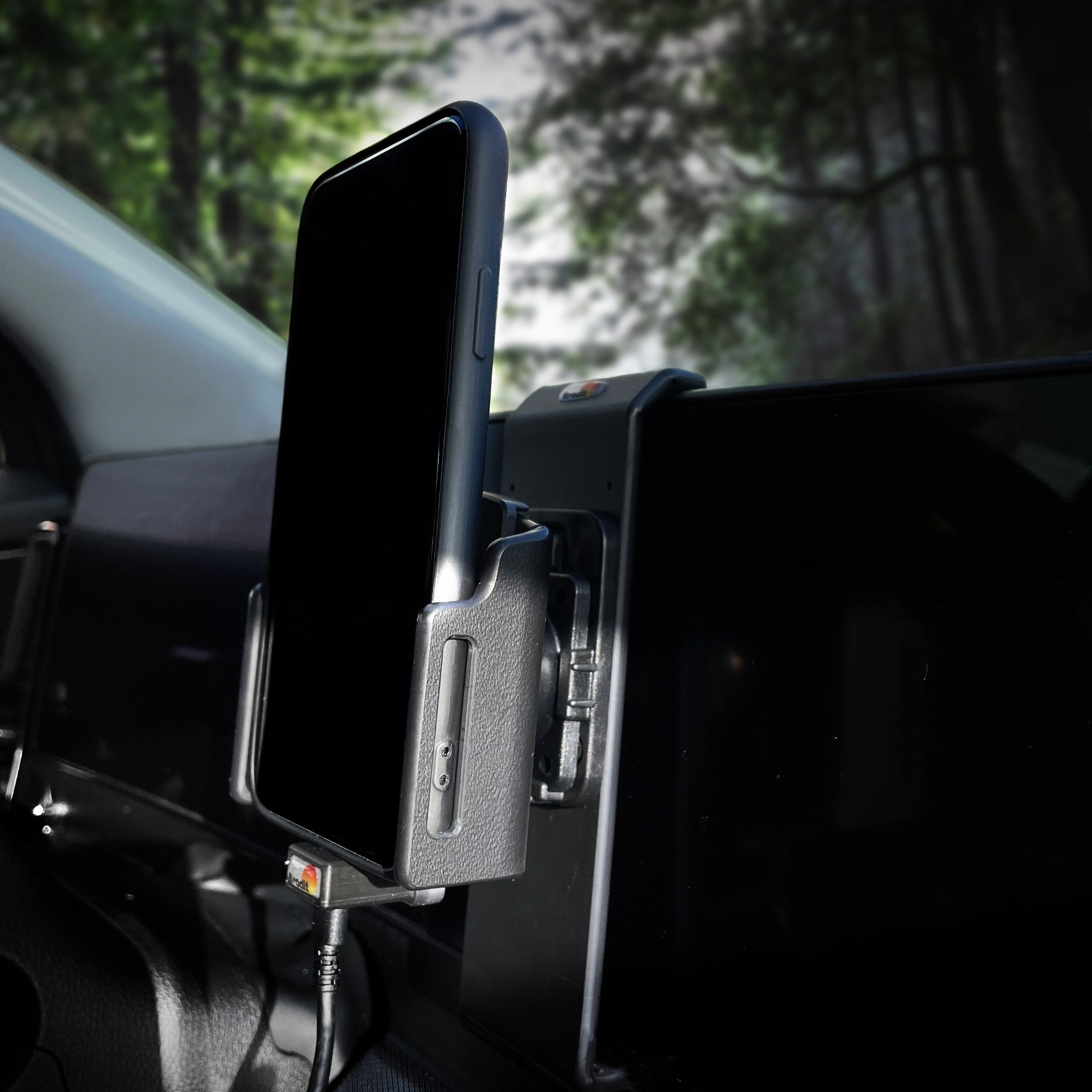 Uchwyt do iPhone z USB