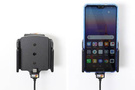 Uchwyt uniwersalny regulowany do Samsung Galaxy S22 Ultra bez futerału oraz w futerale lub etui o wymiarach: 75-89 mm (szer.), 2-10 mm (grubość) z wbudowanym kablem USB-C oraz ładowarką samochodową