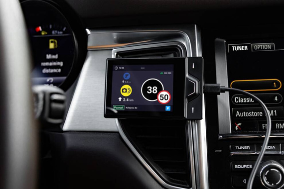 Yanosik RS z dożywotnim abonamentem - edycja limitowana