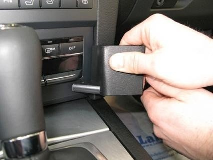 ProClip do Mercedes Benz E Klasa (200-430) Convertible 10-14