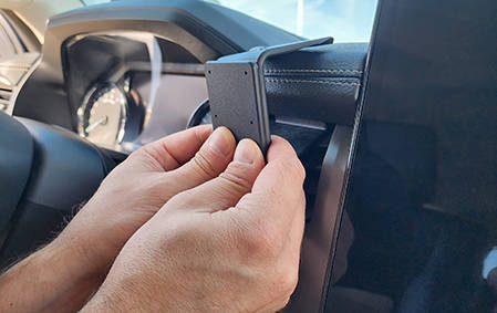 ProClip do Ford Seria F-150 Lighting 2022-2026