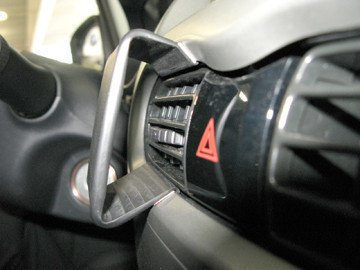 ProClip do Peugeot iOn 10-17