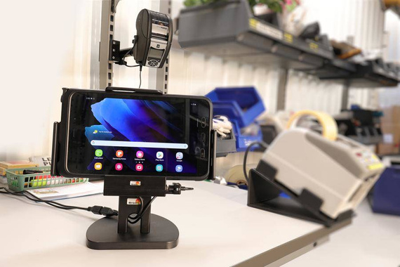 Uchwyt aktywny do Samsung Galaxy Tab Active 3, SM-T570/SM-T575 w oryginalnym futerale