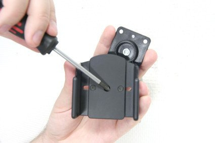 Uchwyt uniwersalny pasywny do smartfonów bez futerału oraz w futerale lub etui o wymiarach: 49-63 mm (szer.), 9-13 mm (grubość).