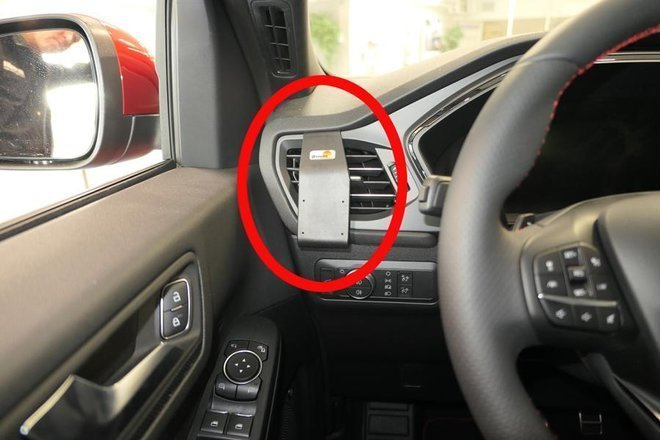 ProClip do Ford Kuga 2020-2026