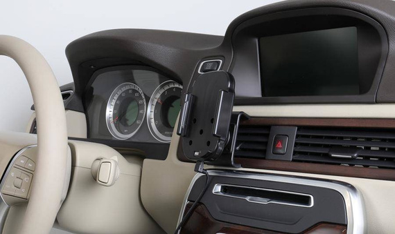 Uchwyt indukcyjny dedykowany do Samsung Galaxy S10 z wbudowanym kablem USB oraz ładowarką samochodową