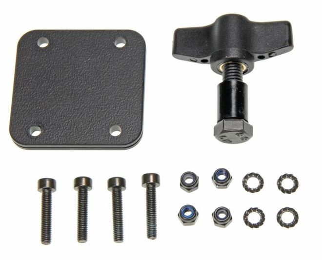 Nakrętka motylkowa ze śrubą oraz płytka montażowa z otworami w systemie AMPs