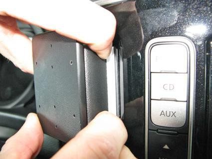 Brodit ProClip uchwyt do Nissan NV200 2015-2023