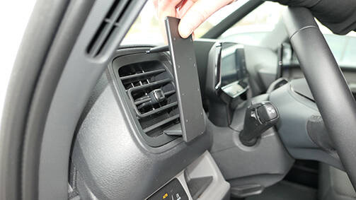 ProClip do Volkswagen ID. Buzz Cargo 2023-2026