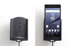 Uchwyt do Sony Xperia Z5 z wbudowaną ładowarką samochodową do profesjonalnego montażu