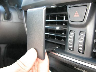 Brodit ProClip uchwyt do Ford Focus 2019-2025