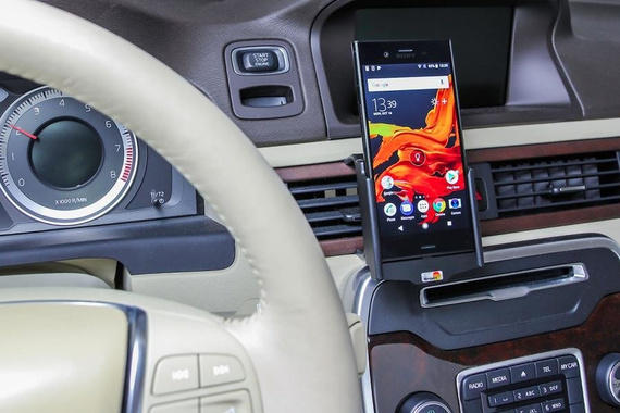 Uchwyt pasywny do Sony Xperia XZ1