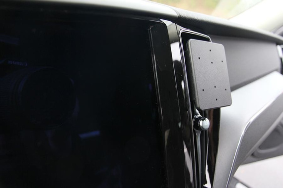 Brodit ProClip uchwyt do Volvo V60 2019-2026