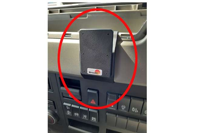 ProClip o wzmocnionej konstrukcji do Volvo seria FM 2021-2025