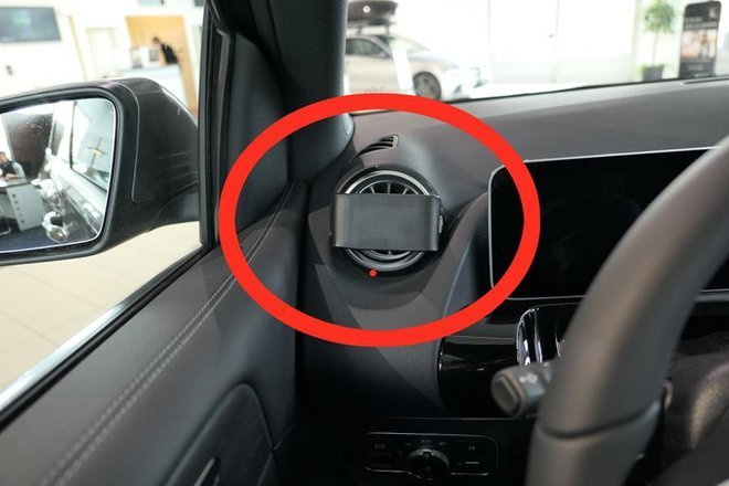 ProClip do Mercedes Benz EQA 2022-2025