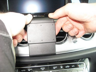 Bardzo mocny, bezinwazyjny wspornik montażowy do Mercedes Benz E Klasa Sedan 18-20