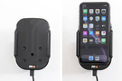 Uchwyt indukcyjny dedykowany do Apple iPhone Xr z wbudowanym kablem USB oraz ładowarką samochodową