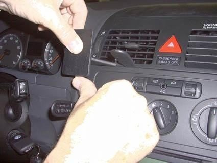 BRODIT ProClip uchwyt Volkswagen Touran 03-15