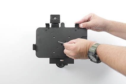 Uchwyt pasywny o wzmocnionej konstrukcji do Zebra ET45 10.0 z blokadą kluczykową.