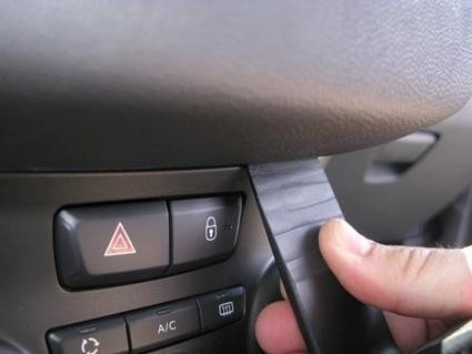 ProClip do Peugeot 208 12-19