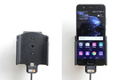 Uchwyt do Huawei P10 z wbudowanym kablem USB oraz ładowarką samochodową