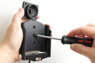 Uchwyt do Google Pixel 3 XL z wbudowanym kablem USB oraz ładowarką samochodową.