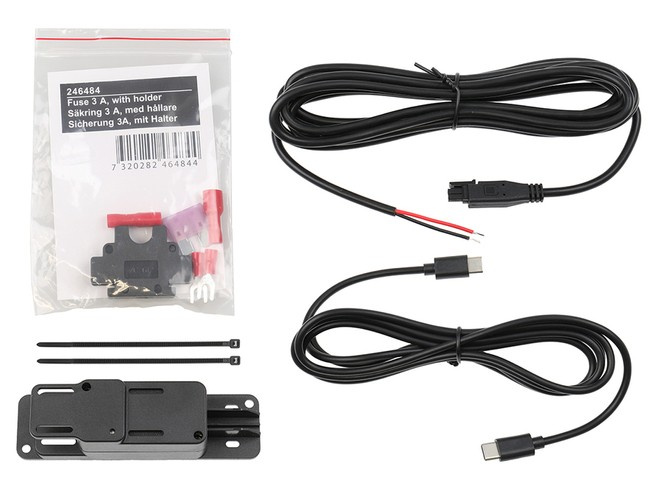Brodit zasilacz USB-C do podłączenia z instalacja elektryczną pojazdu.